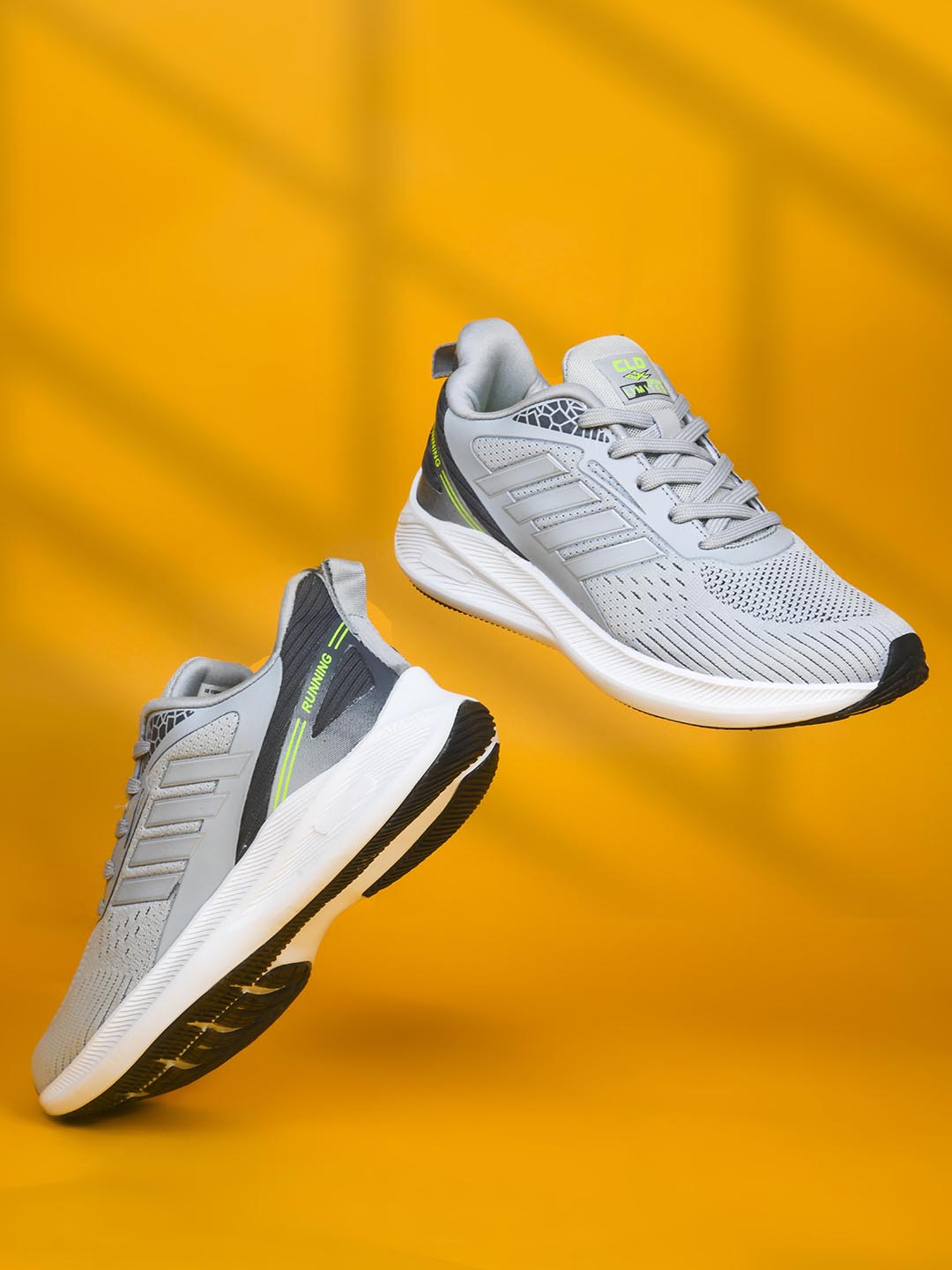 IDEA Men Gray-Green Sports Shoes