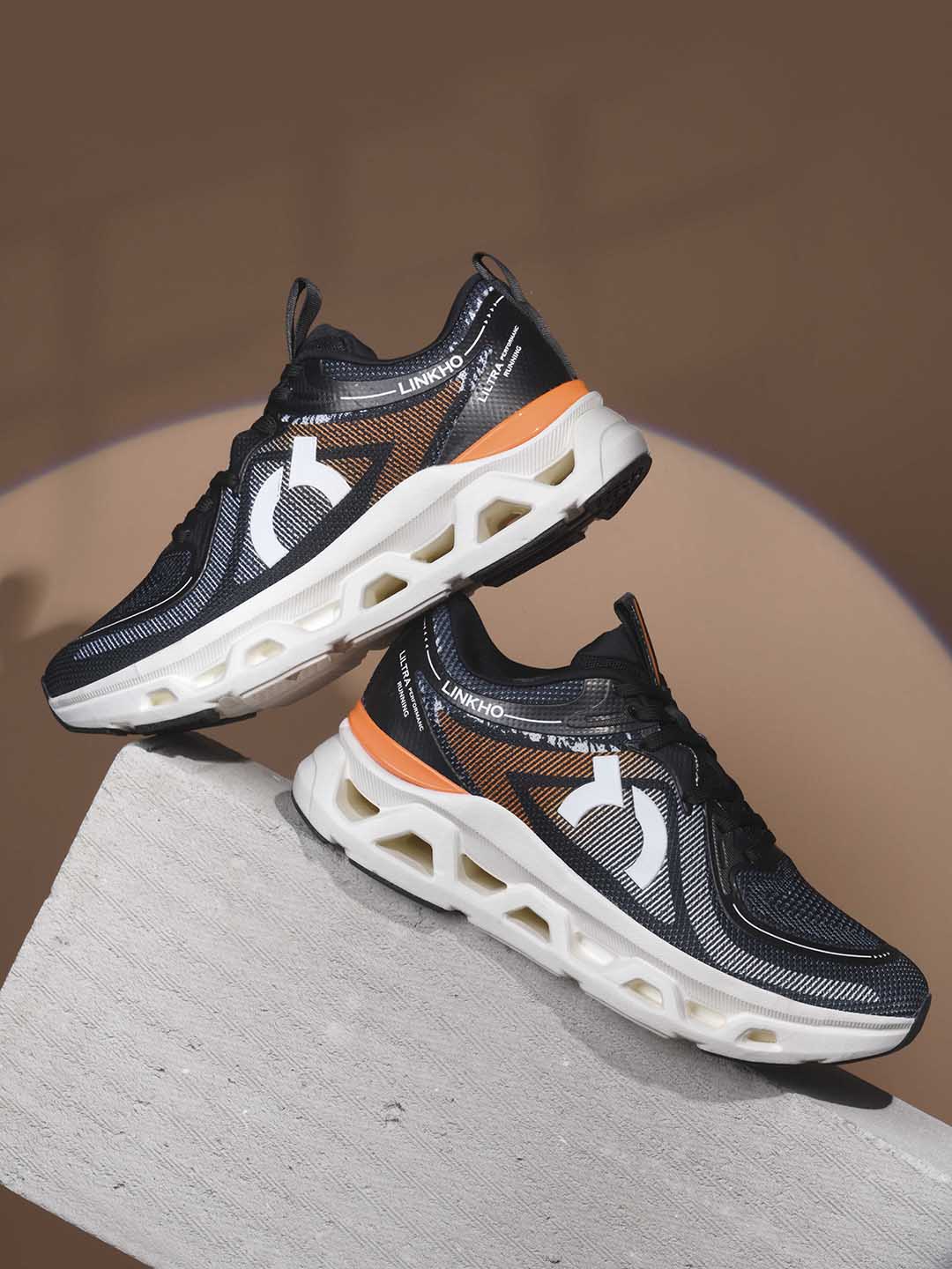 ULTRAPLUS Men Black Orange Sports Shoes